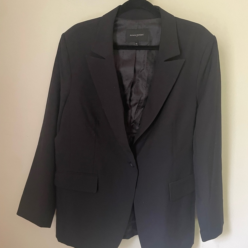 Banana Republic Classic Black Blazer
